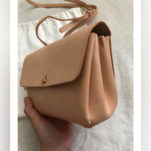 Arizitia Auxiliary Dalen Mini Leather Bag - Picture 2 of 9